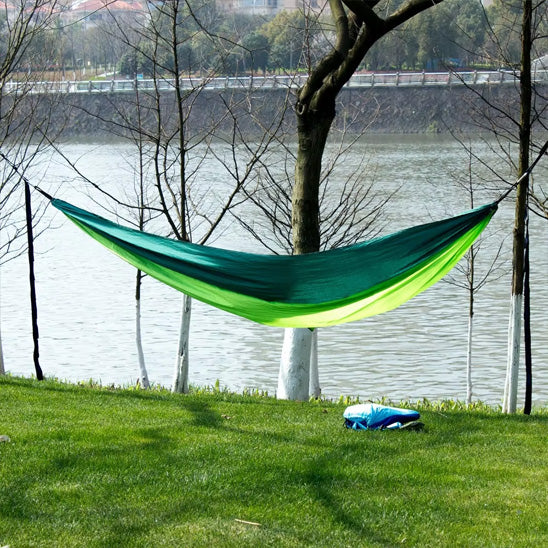 Hamac suspendu ideal toute activite de plein air