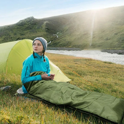 Sac de couchage pour detente dans la nature